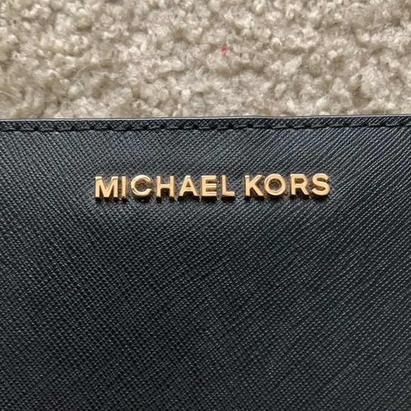 Michael Kors black saffiano leather wallet - Picture 3 of 4